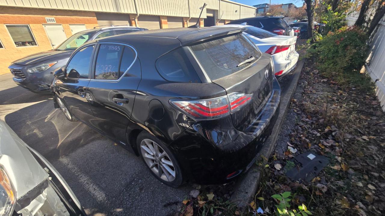2013 LEXUS CT 200