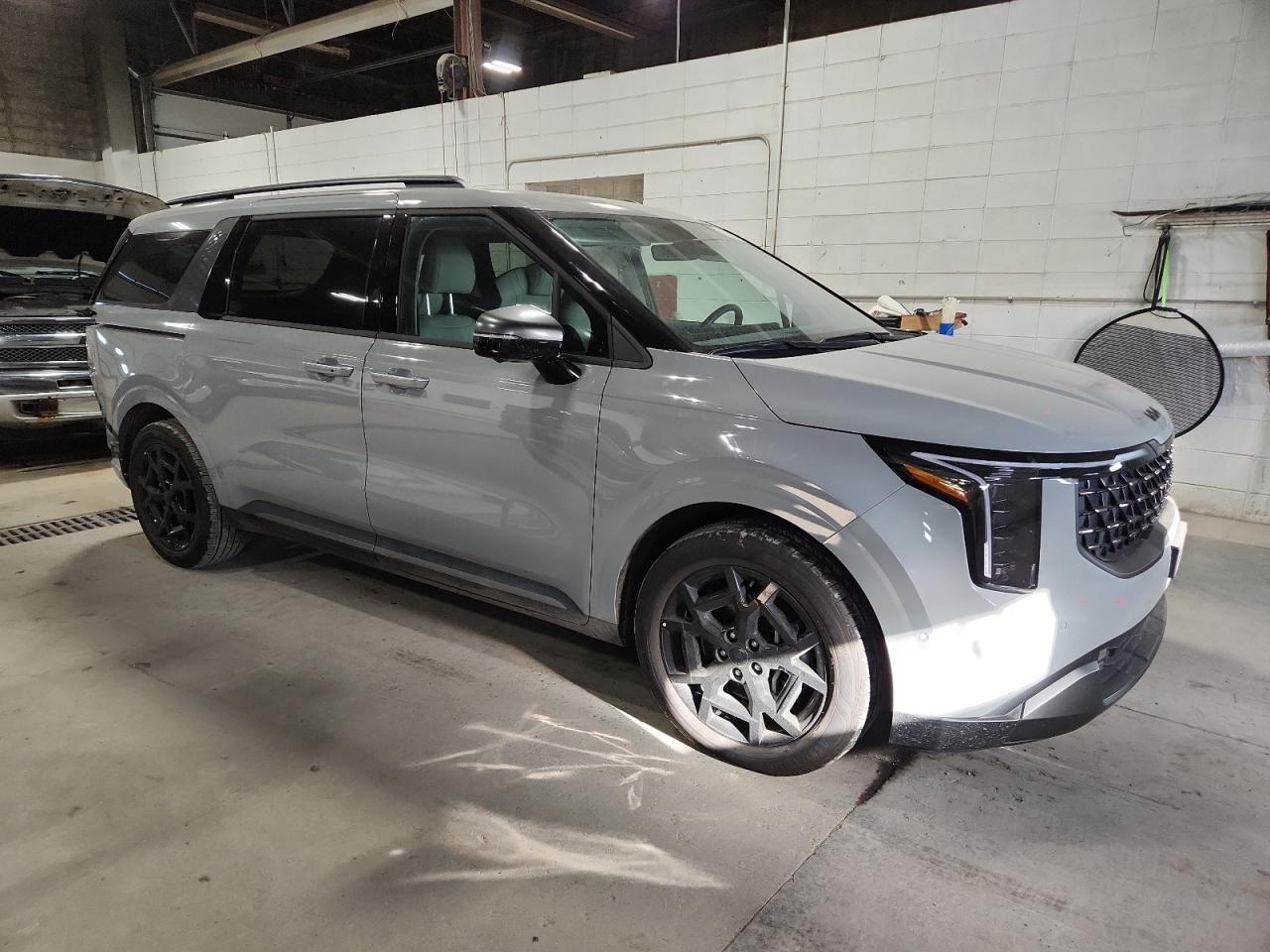 2025 KIA Carnival