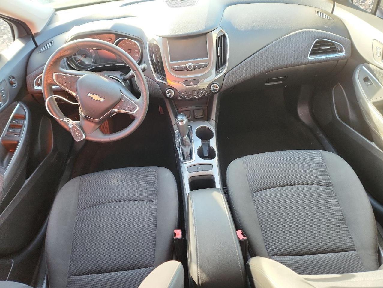 2017 CHEVROLET CRUZE