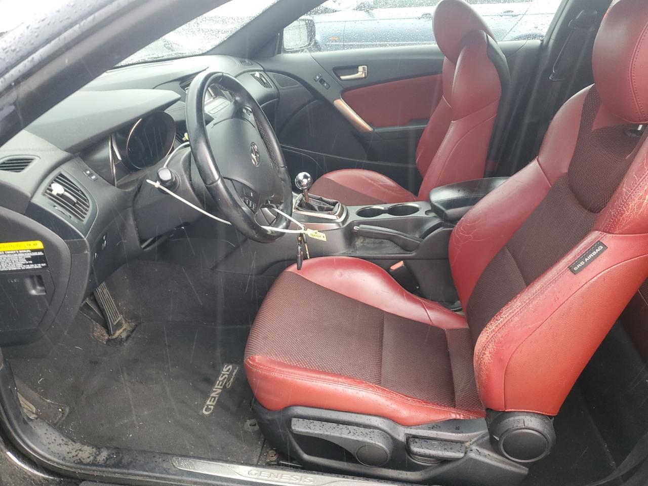 2013 HYUNDAI GENESIS