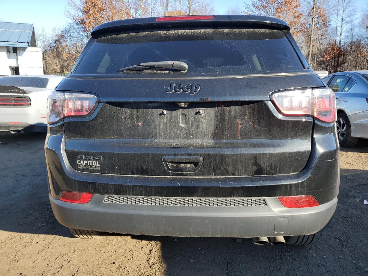 2020 JEEP Compass