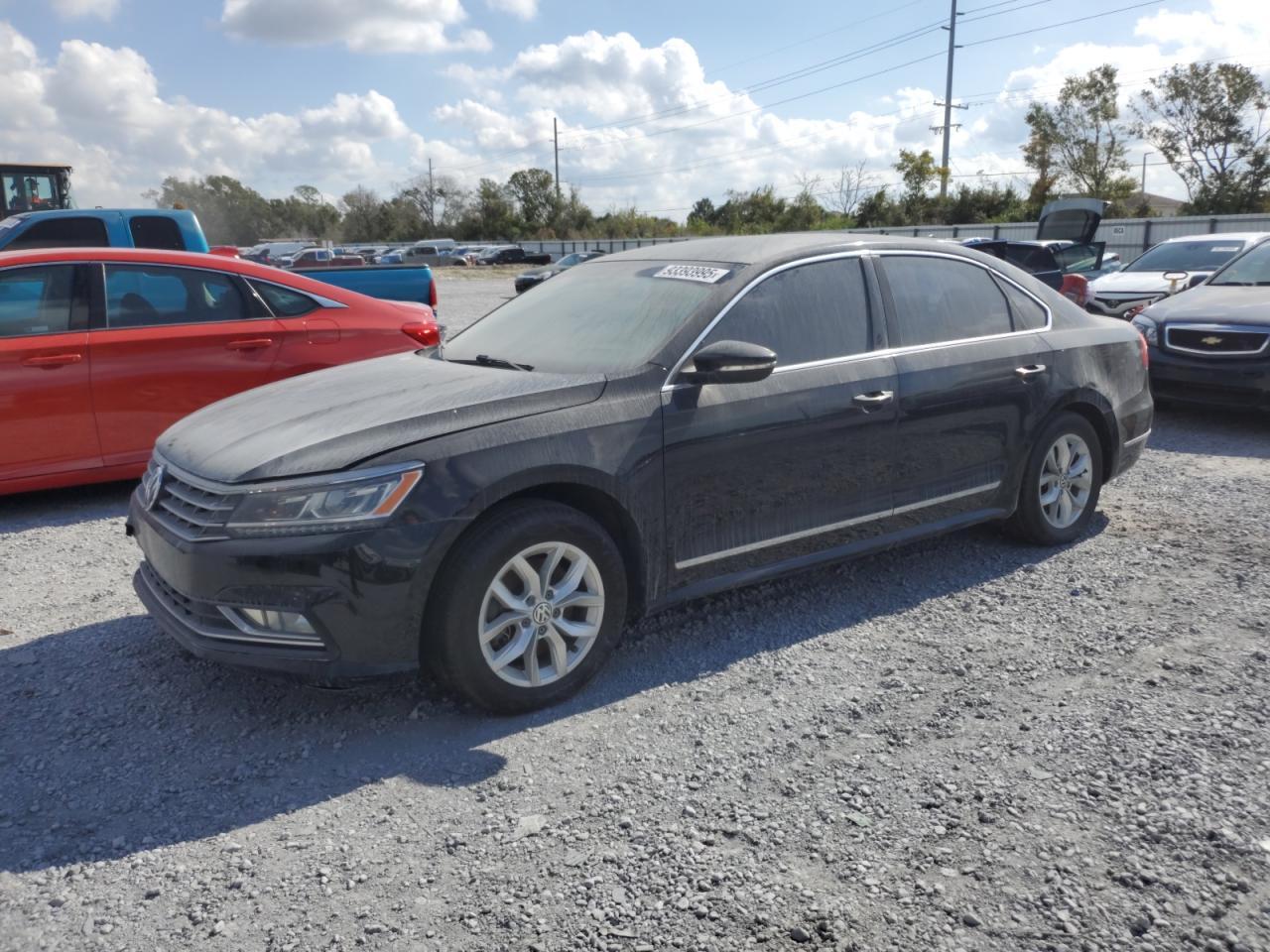 2016 VOLKSWAGEN Passat