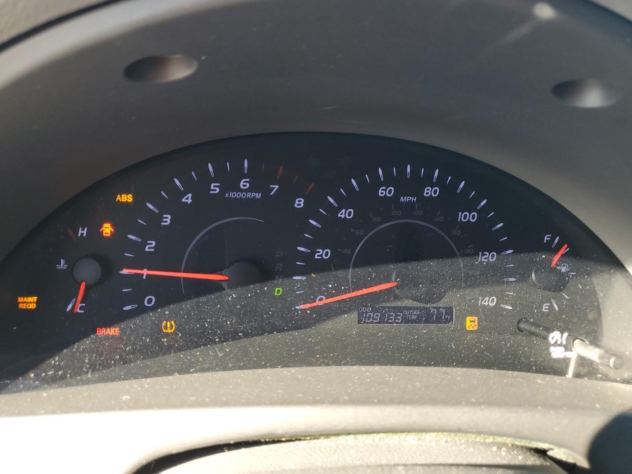 2011 TOYOTA CAMRY