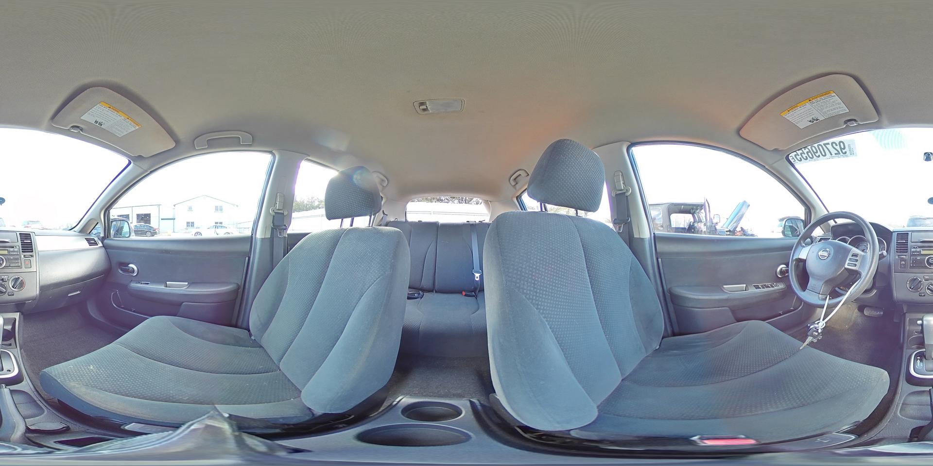 2012 NISSAN VERSA