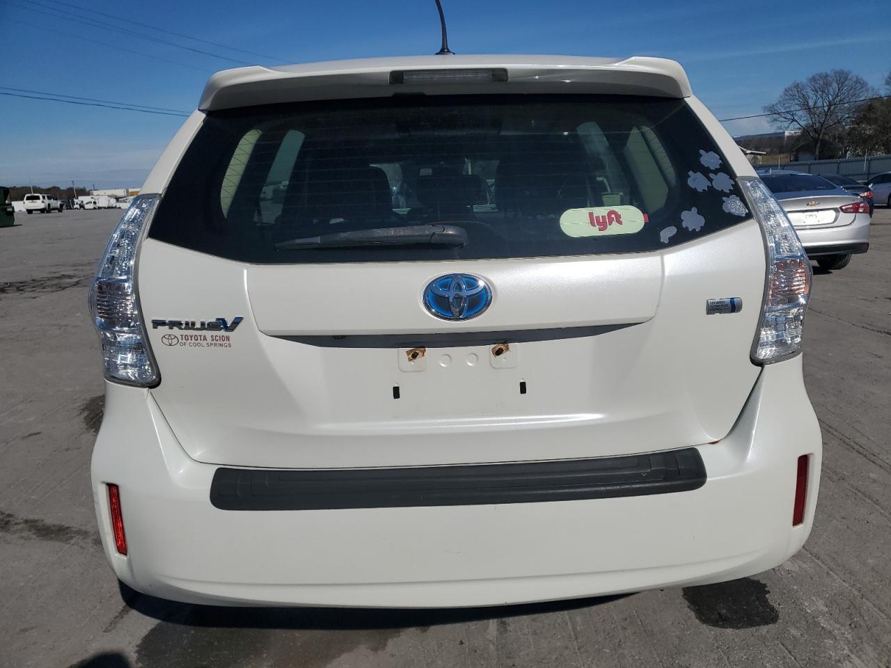 2014 TOYOTA PRIUS V