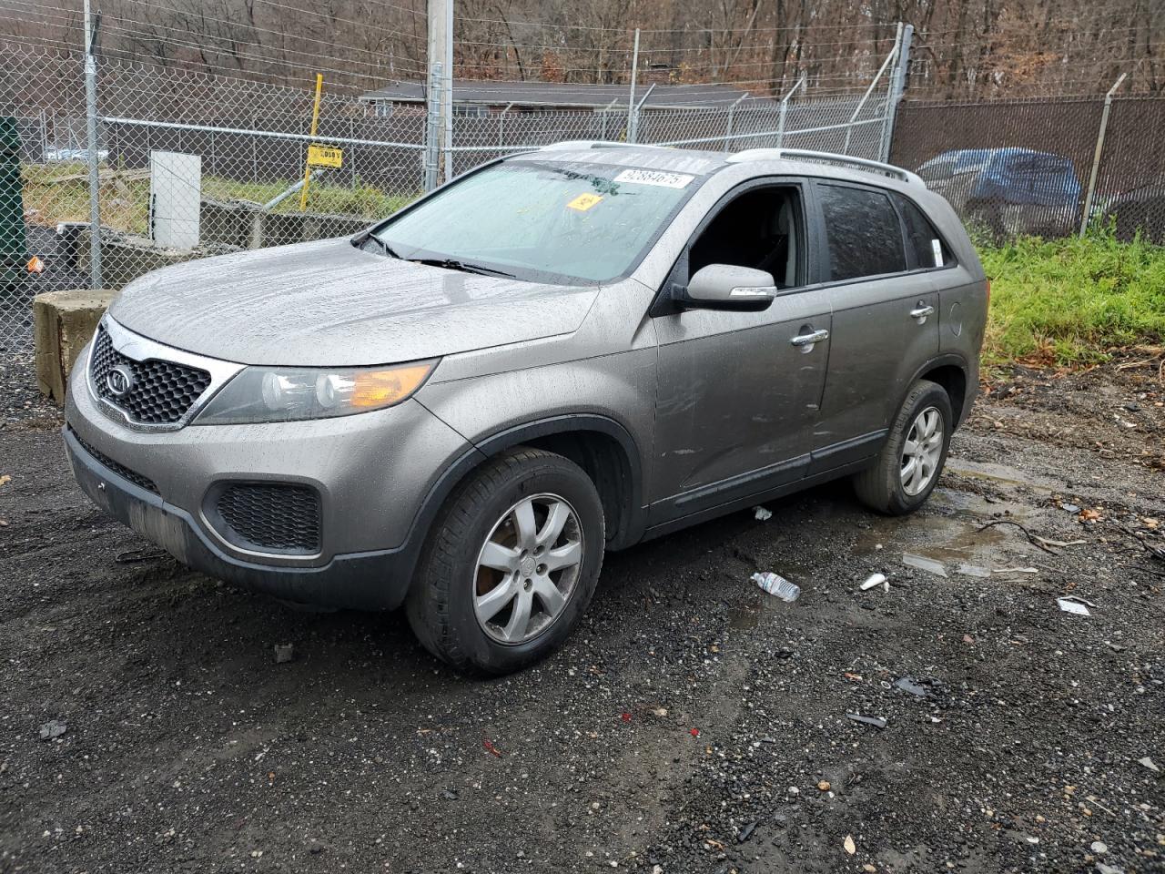 2011 KIA SORENTO