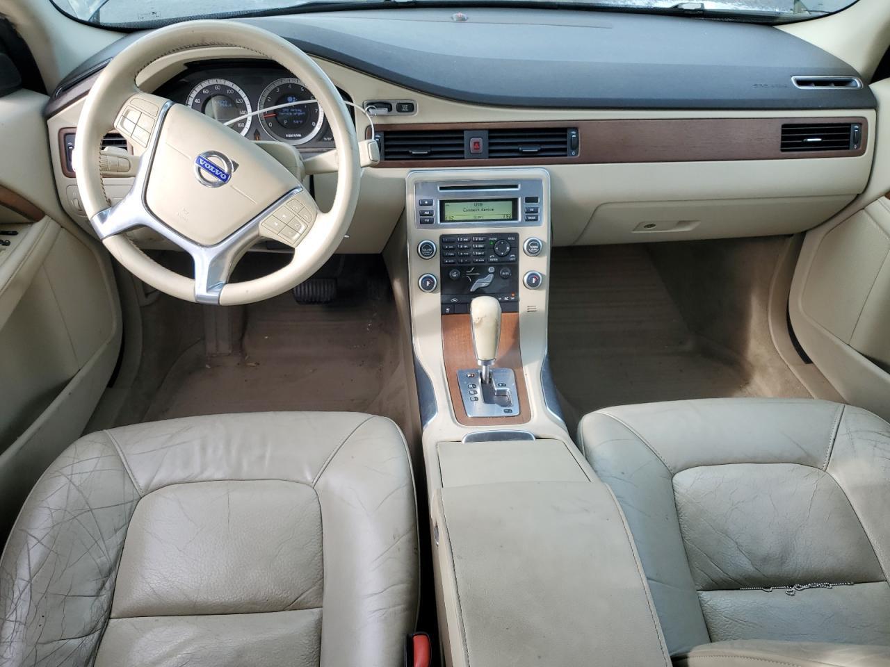 2010 VOLVO S80