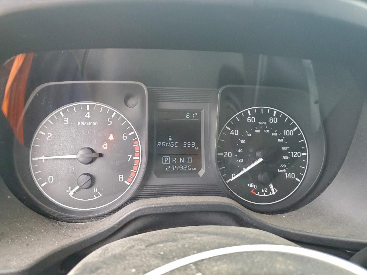 2017 NISSAN Titan