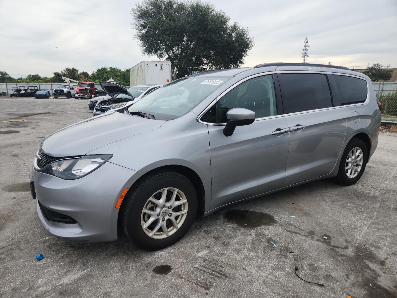 2021 CHRYSLER Voyager
