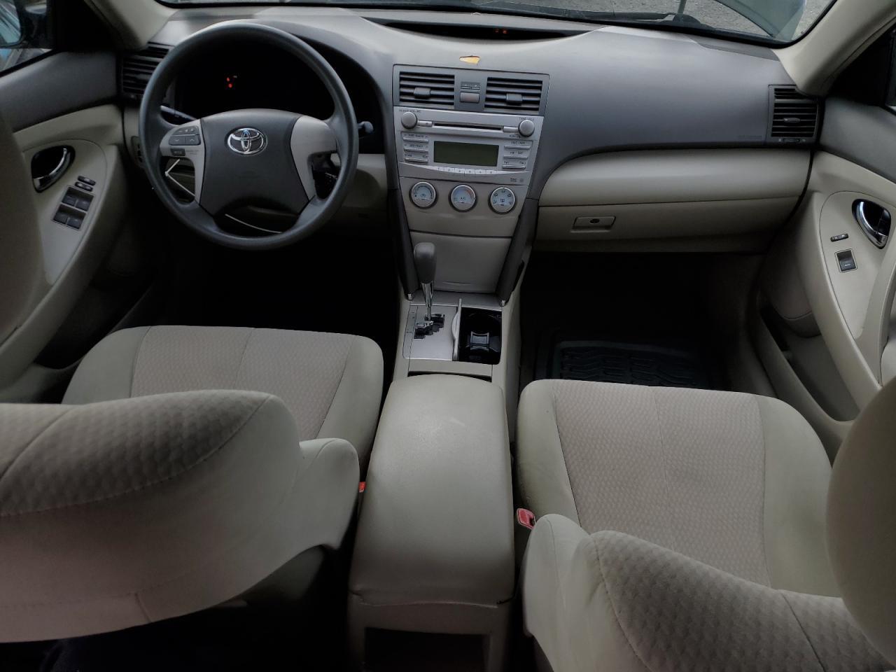 2011 TOYOTA CAMRY