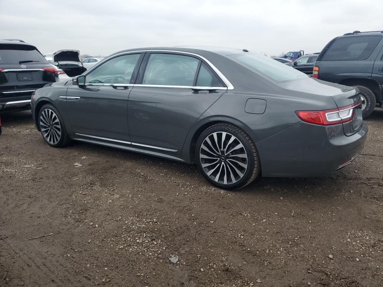 2017 LINCOLN Continental