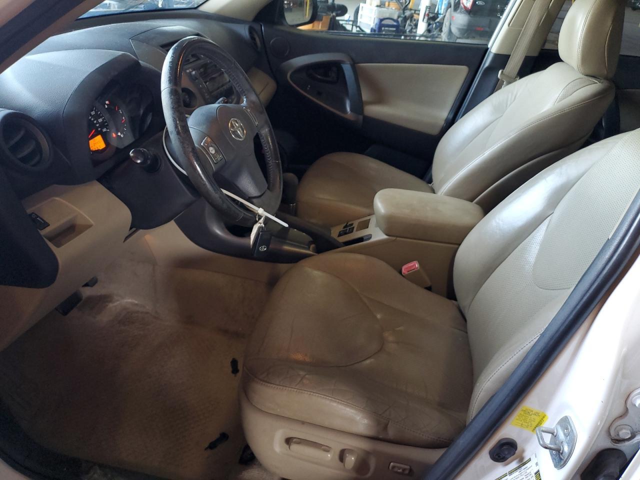 2011 TOYOTA RAV4