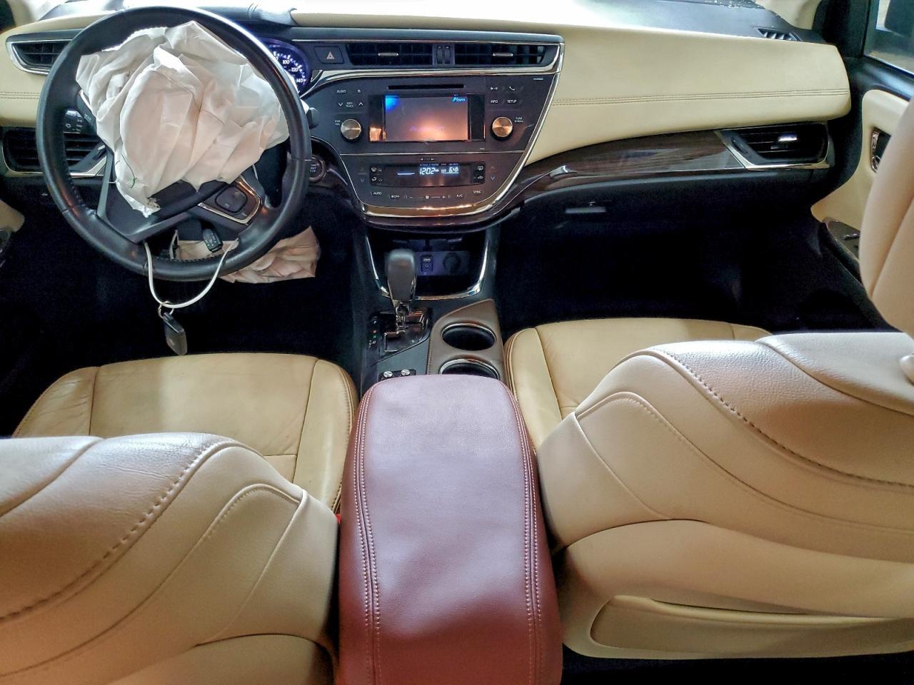 2013 TOYOTA Avalon