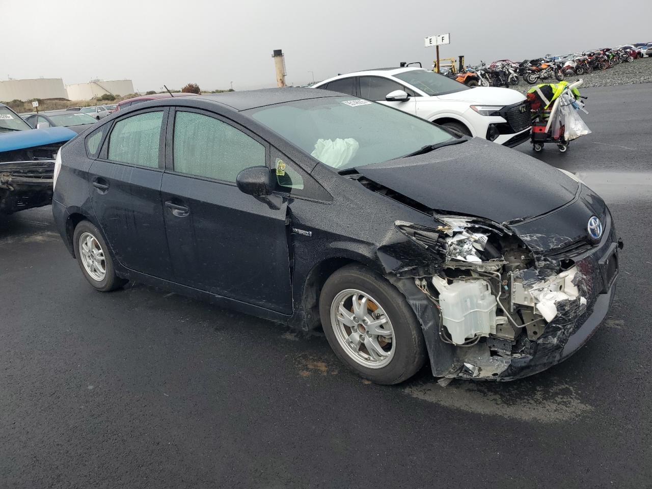 2011 TOYOTA PRIUS