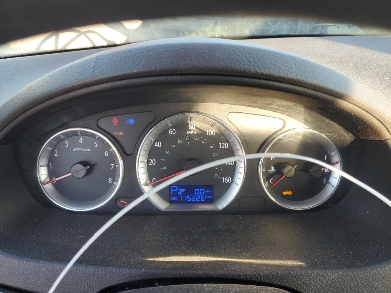 2010 HYUNDAI SONATA