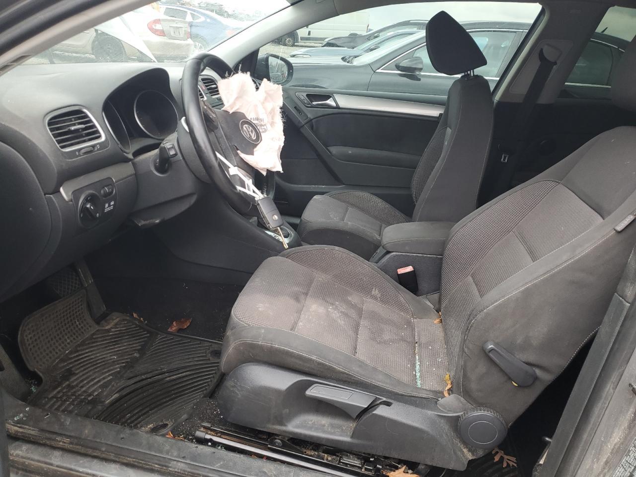 2011 VOLKSWAGEN GOLF