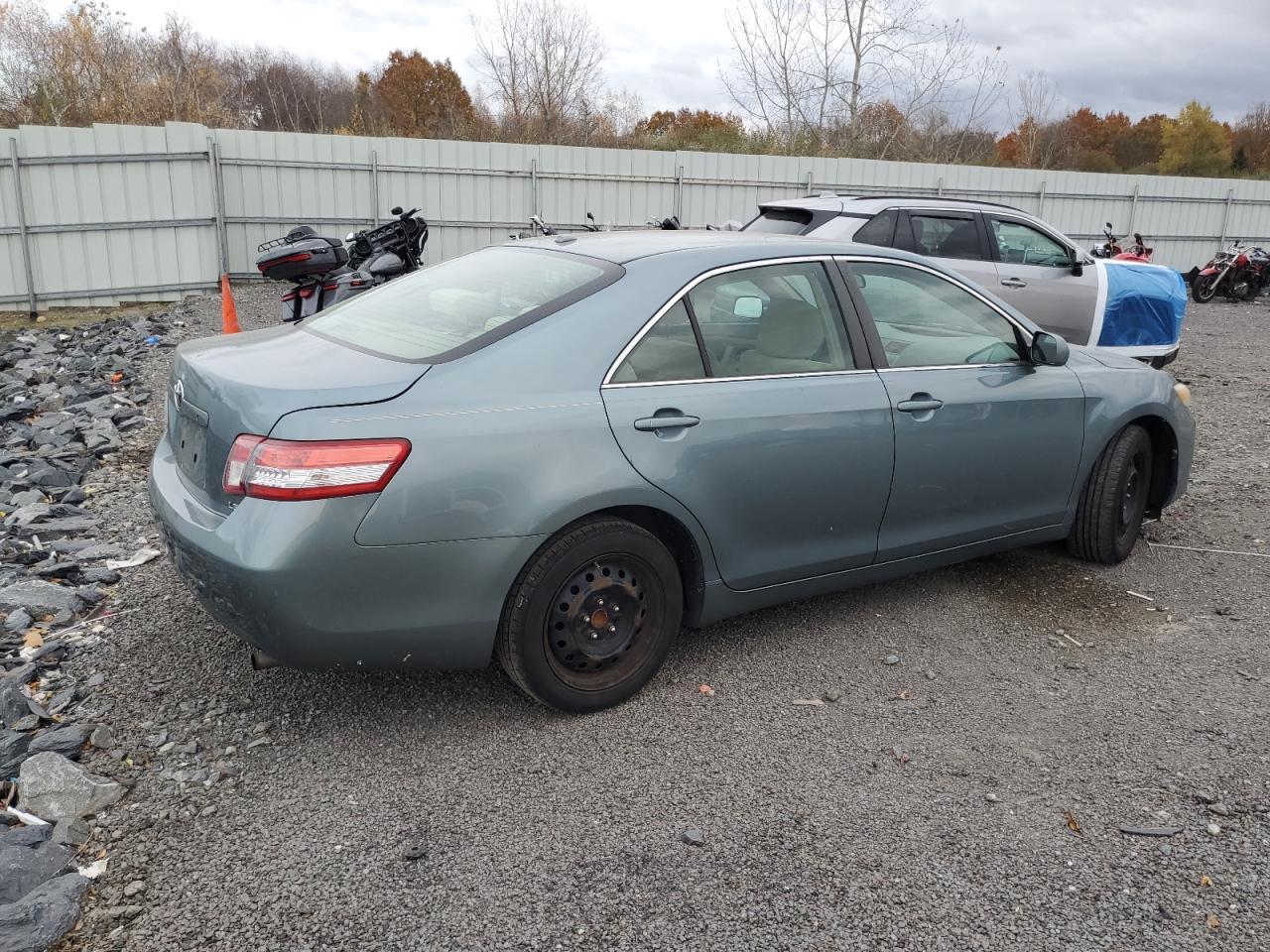 2010 TOYOTA CAMRY
