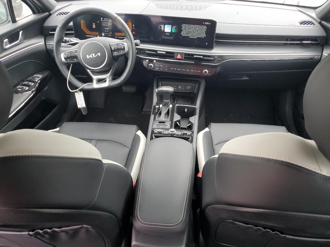 2025 KIA K5