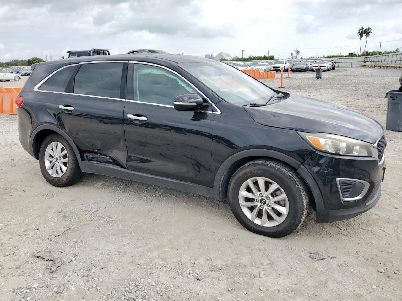 2016 KIA SORENTO