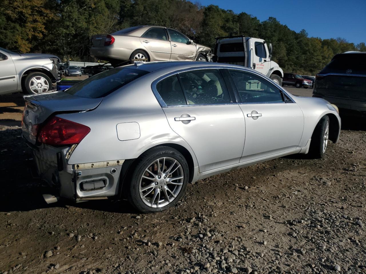 2010 INFINITI G37