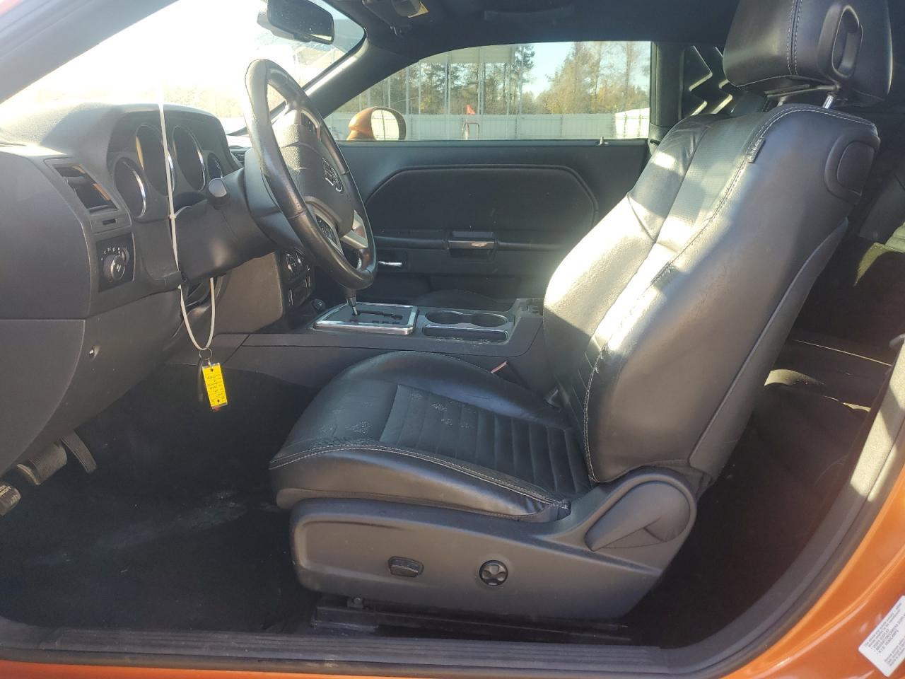 2011 DODGE Challenger