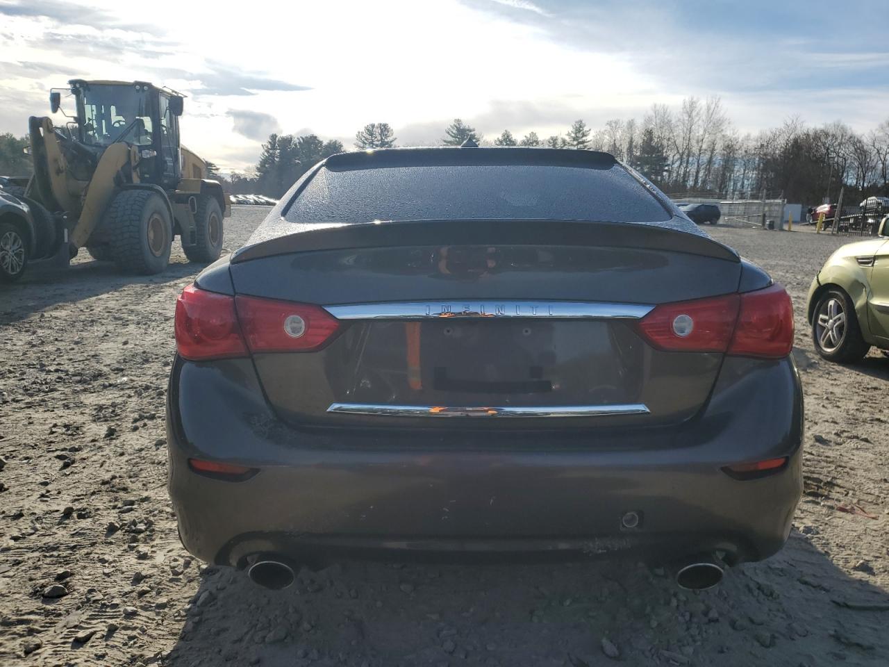 2014 INFINITI Q50