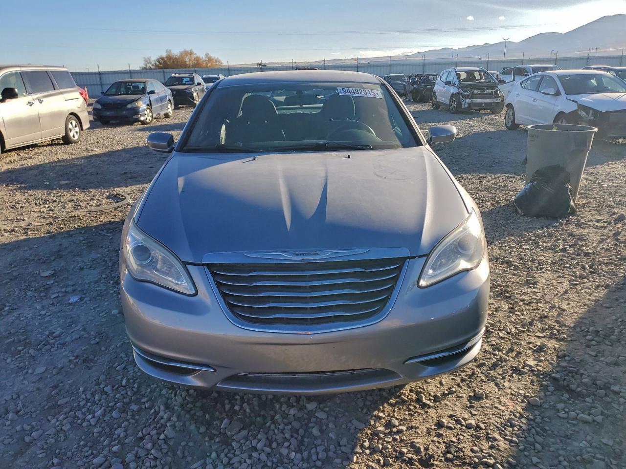 2014 CHRYSLER 200