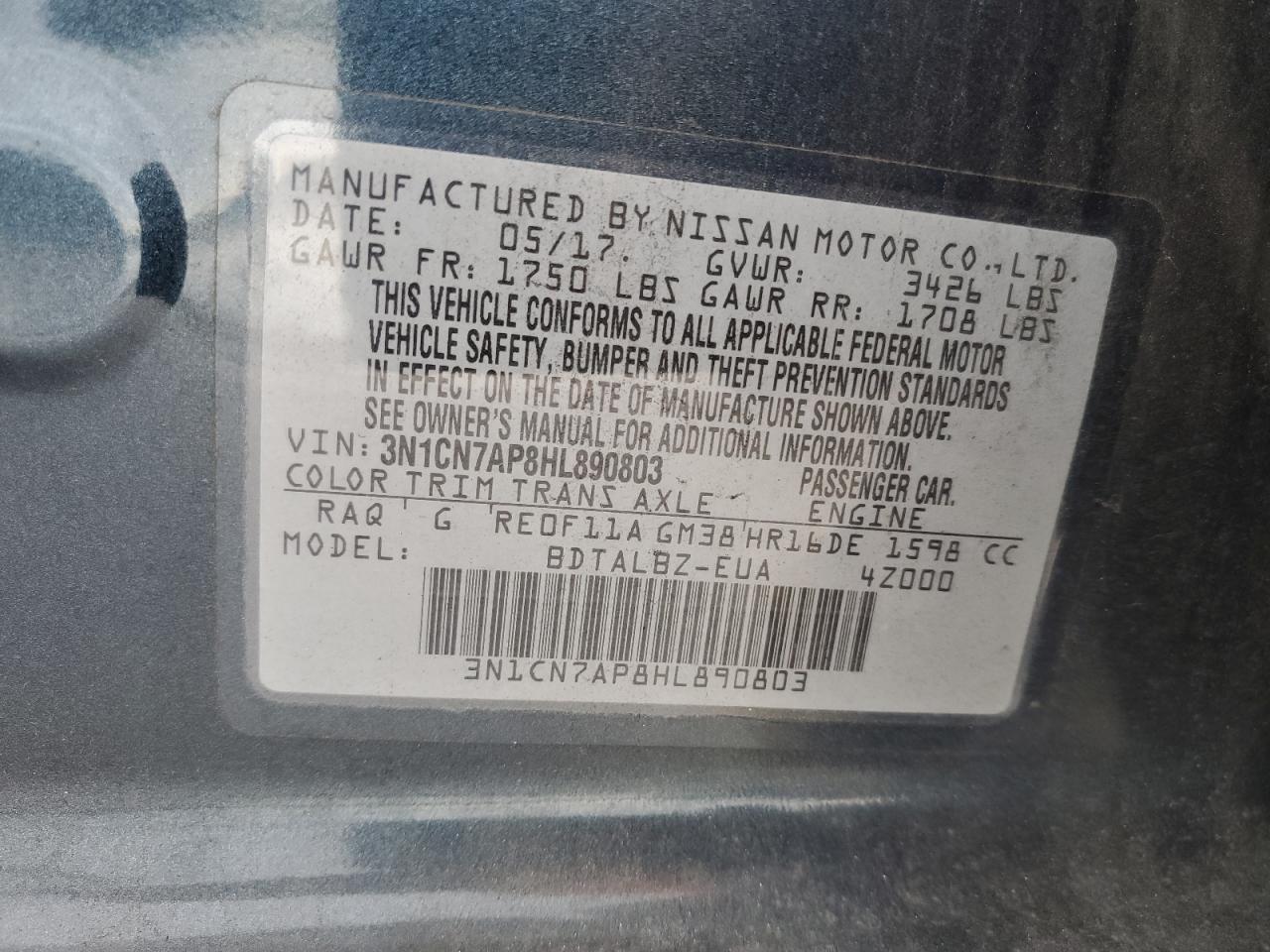 2017 NISSAN VERSA