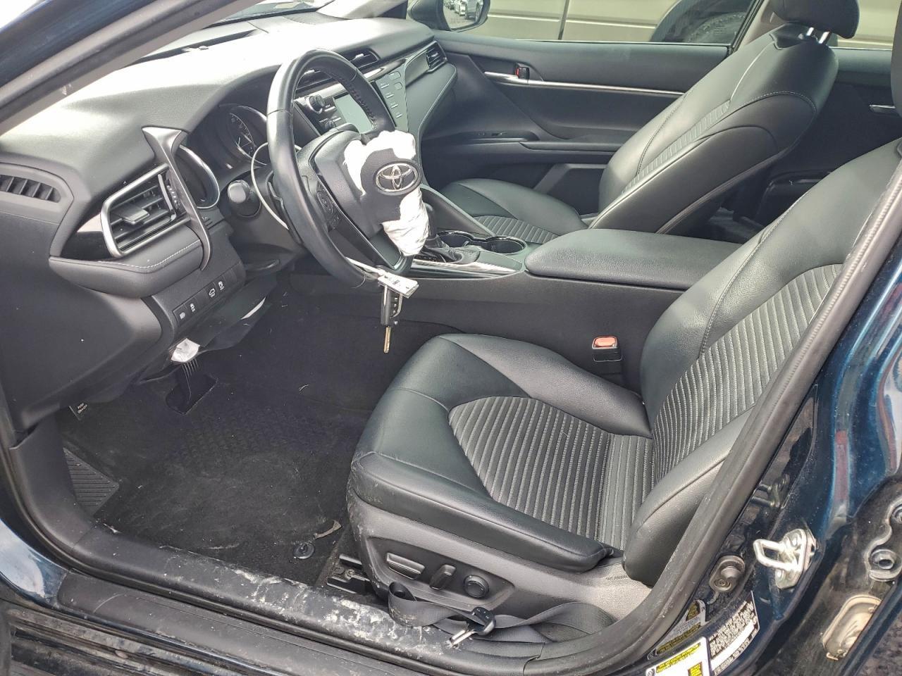 2019 TOYOTA CAMRY