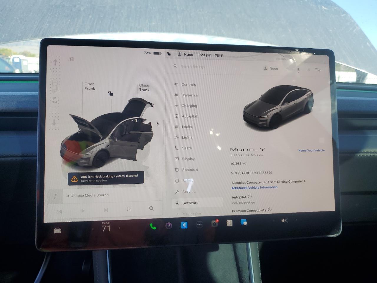 2026 TESLA MODEL Y