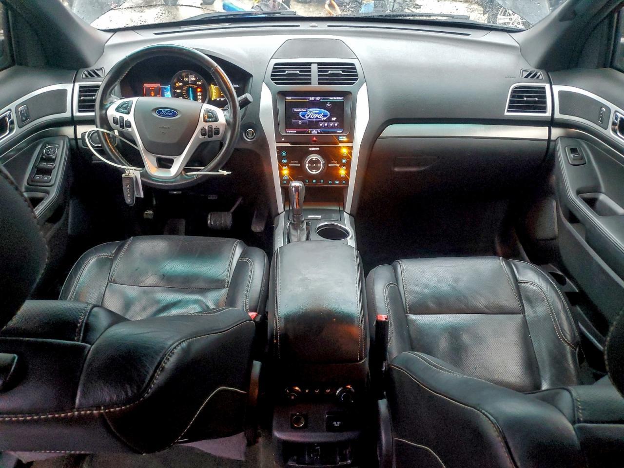 2013 FORD Explorer Sport Trac