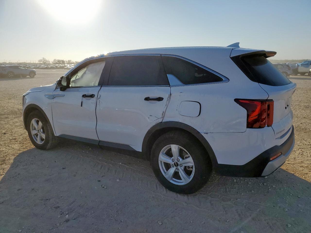 2025 KIA SORENTO