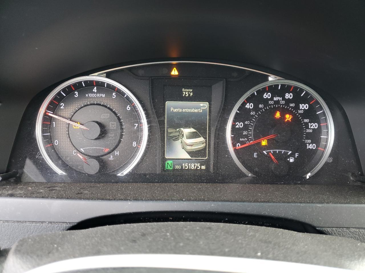 2016 TOYOTA CAMRY