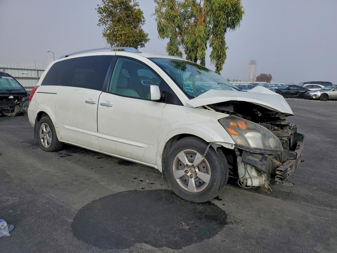 2009 NISSAN Quest