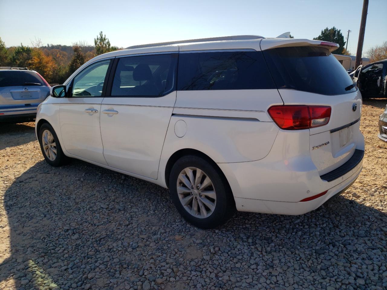 2015 KIA SEDONA