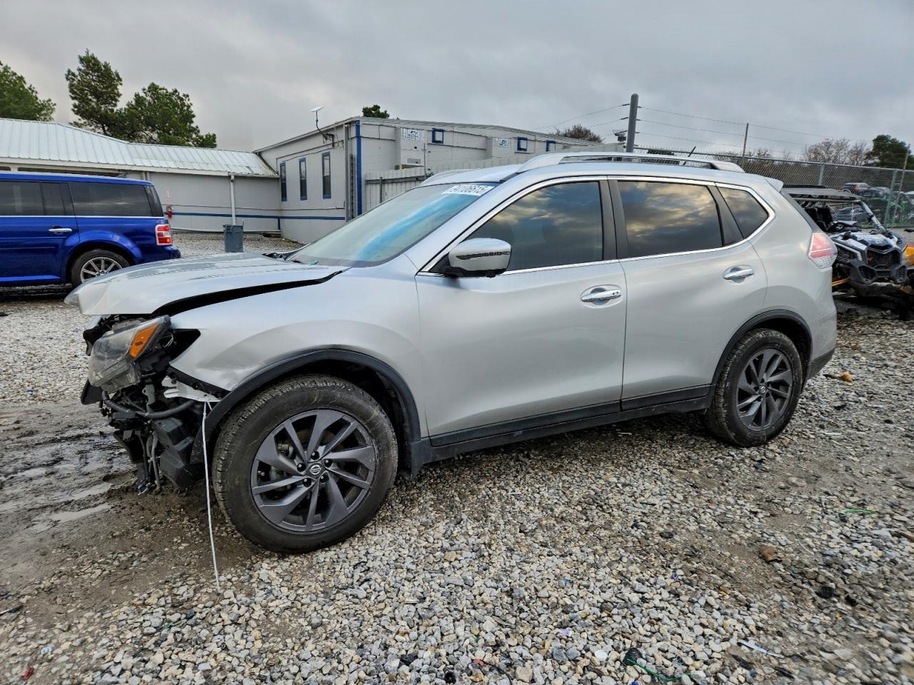 2016 NISSAN ROGUE