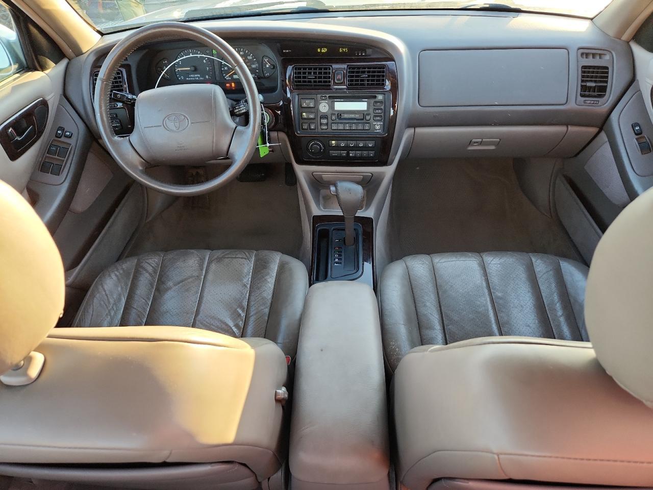 1999 TOYOTA Avalon