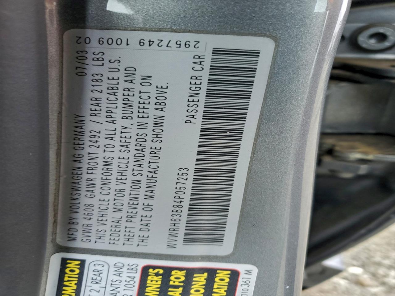 2004 VOLKSWAGEN Passat