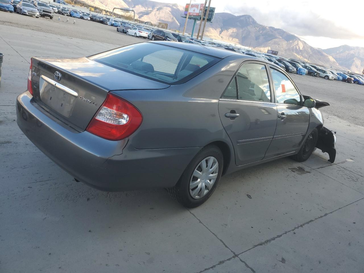 2002 TOYOTA CAMRY