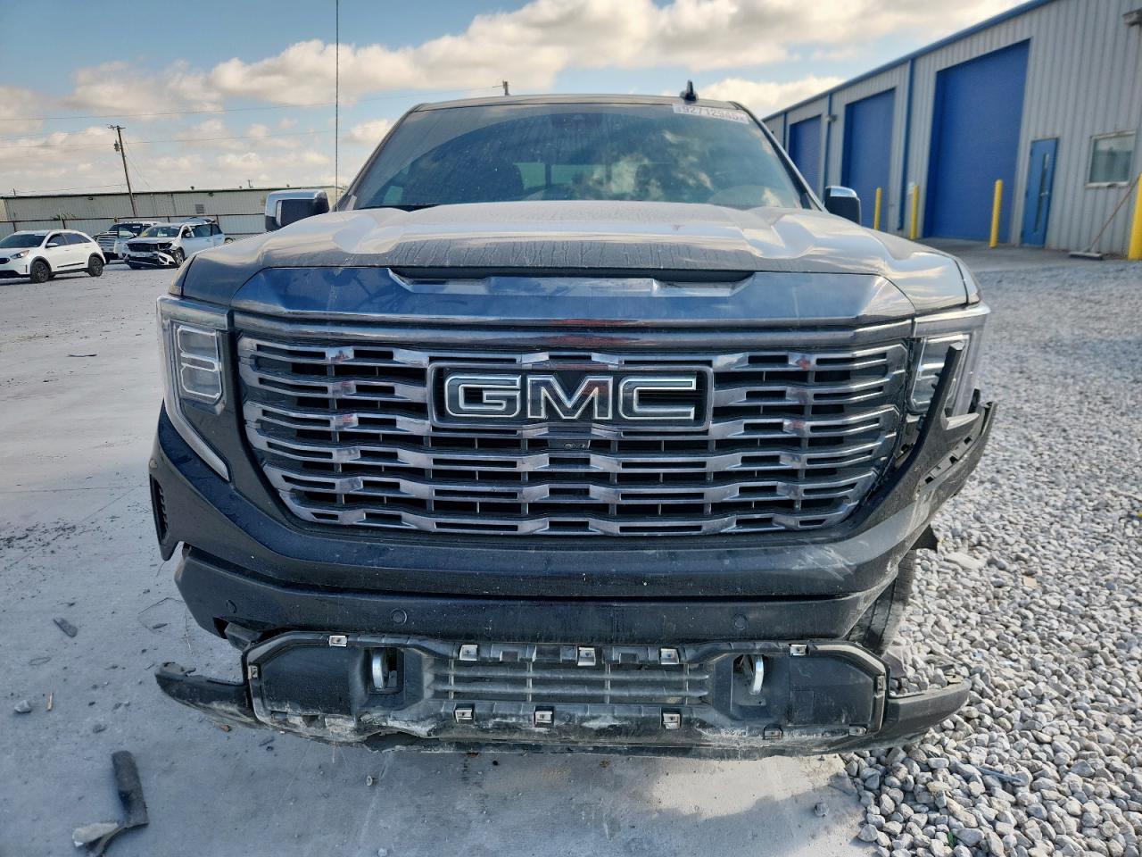 2023 GMC Sierra