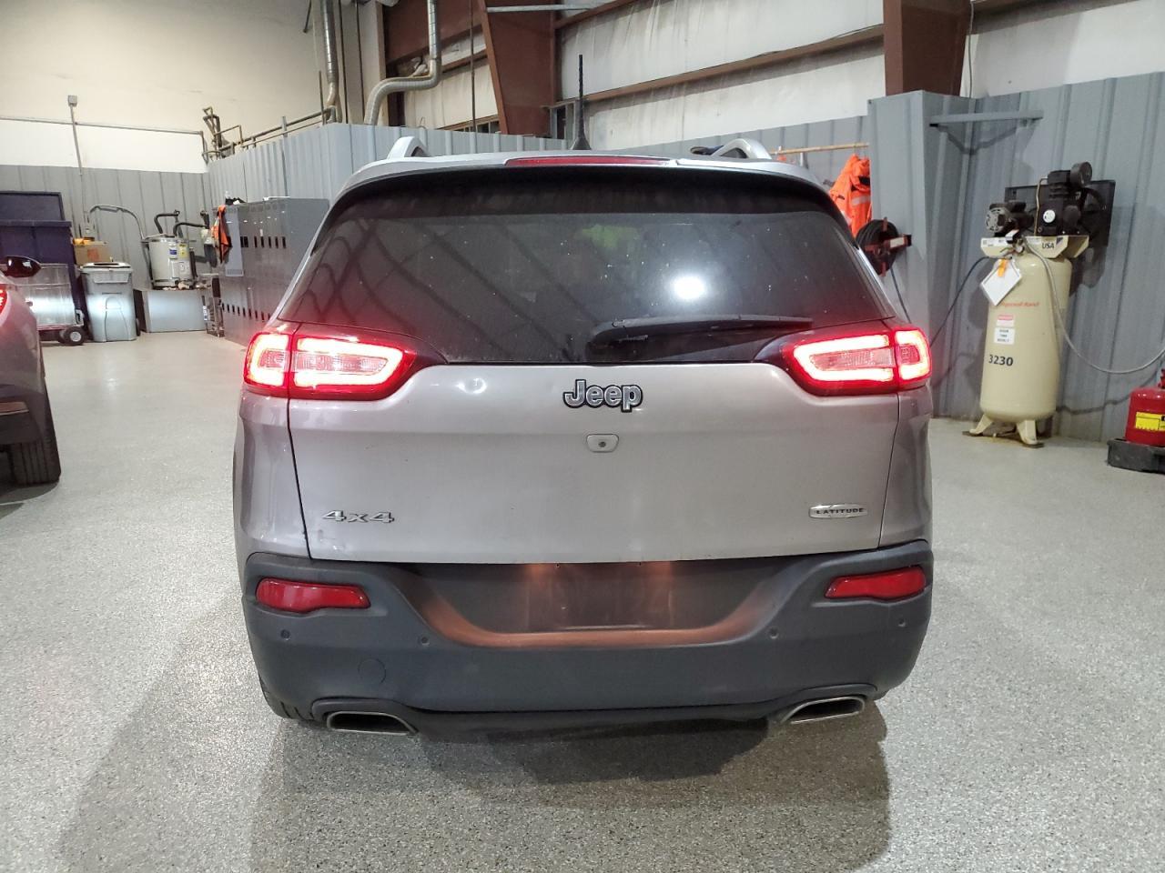 2018 JEEP CHEROKEE