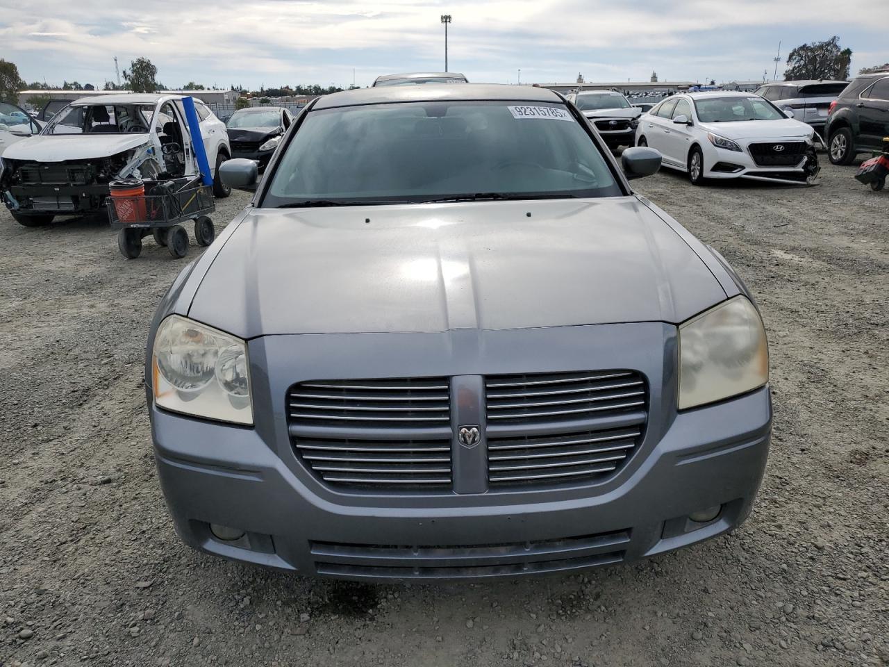 2006 DODGE MAGNUM
