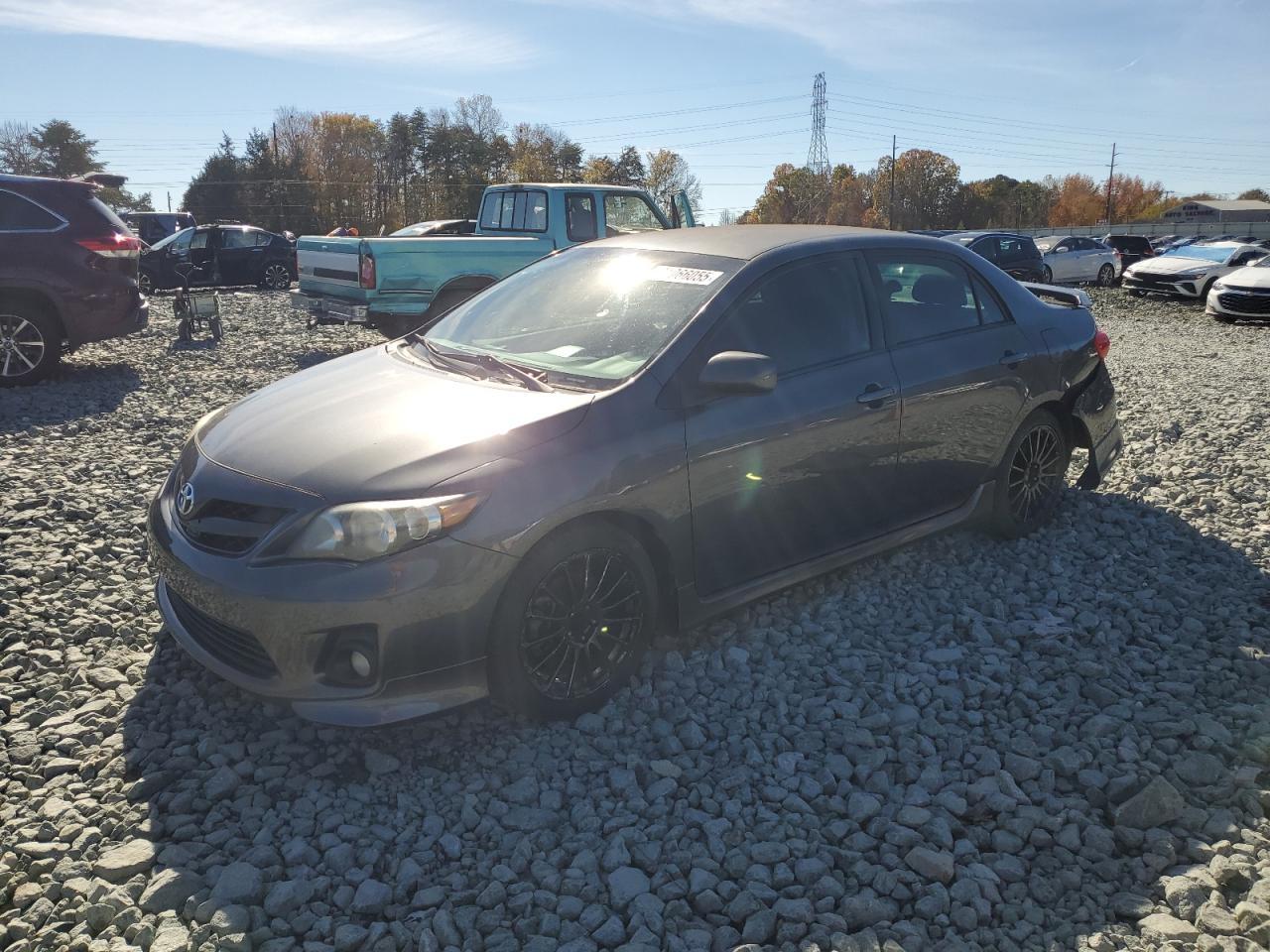 2013 TOYOTA COROLLA