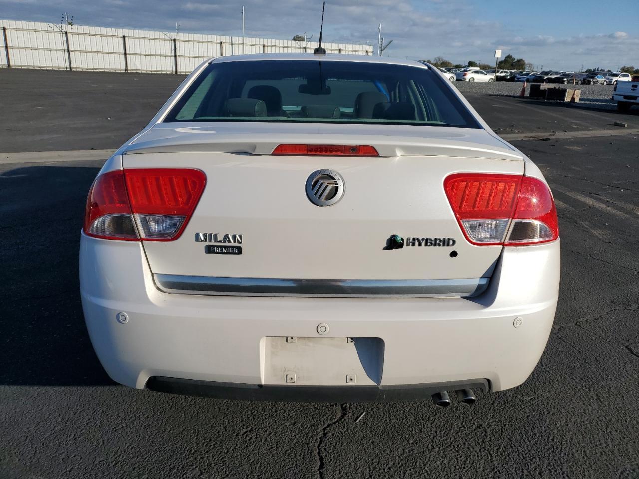 2010 MERCURY Milan