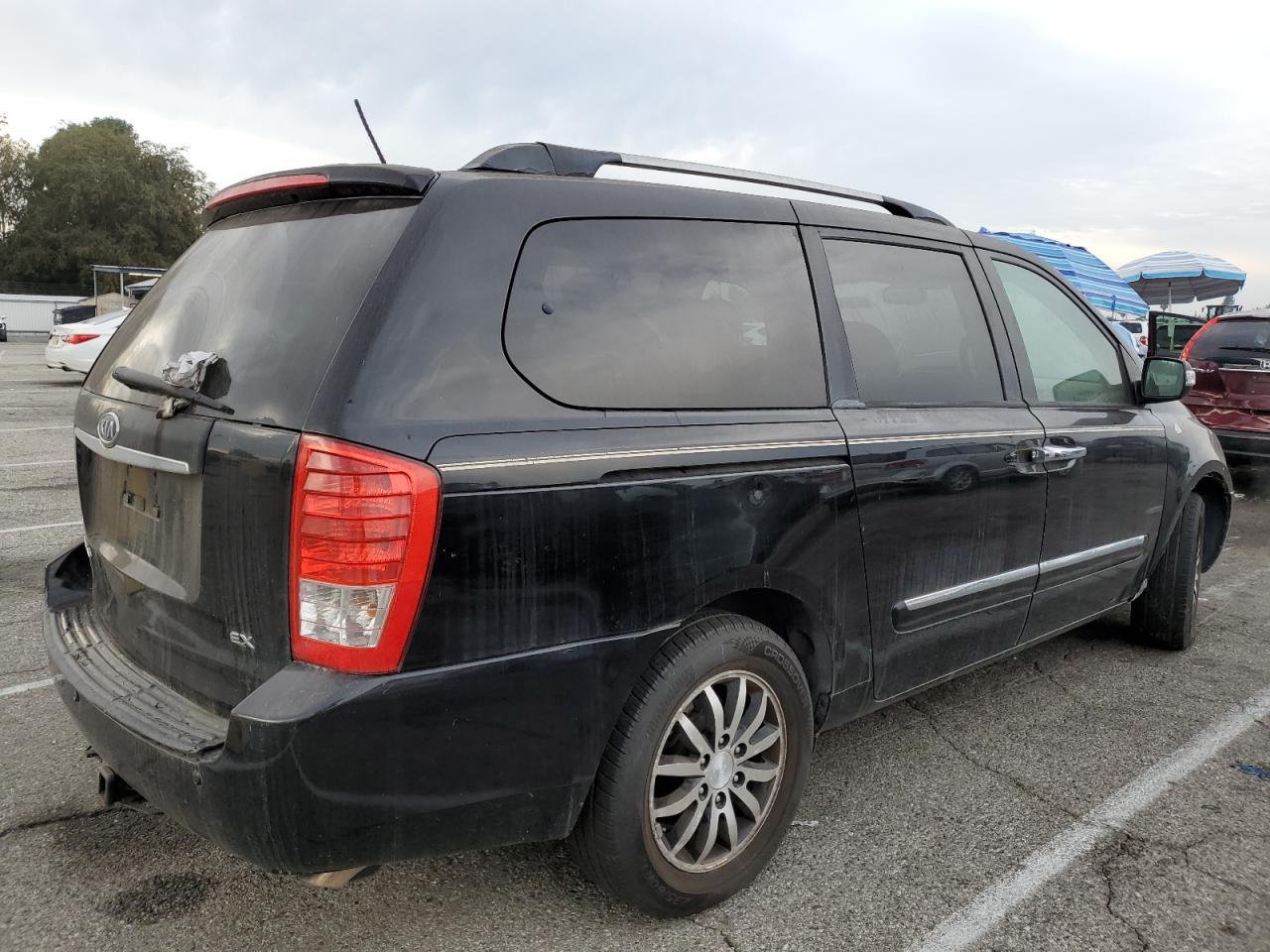2012 KIA SEDONA