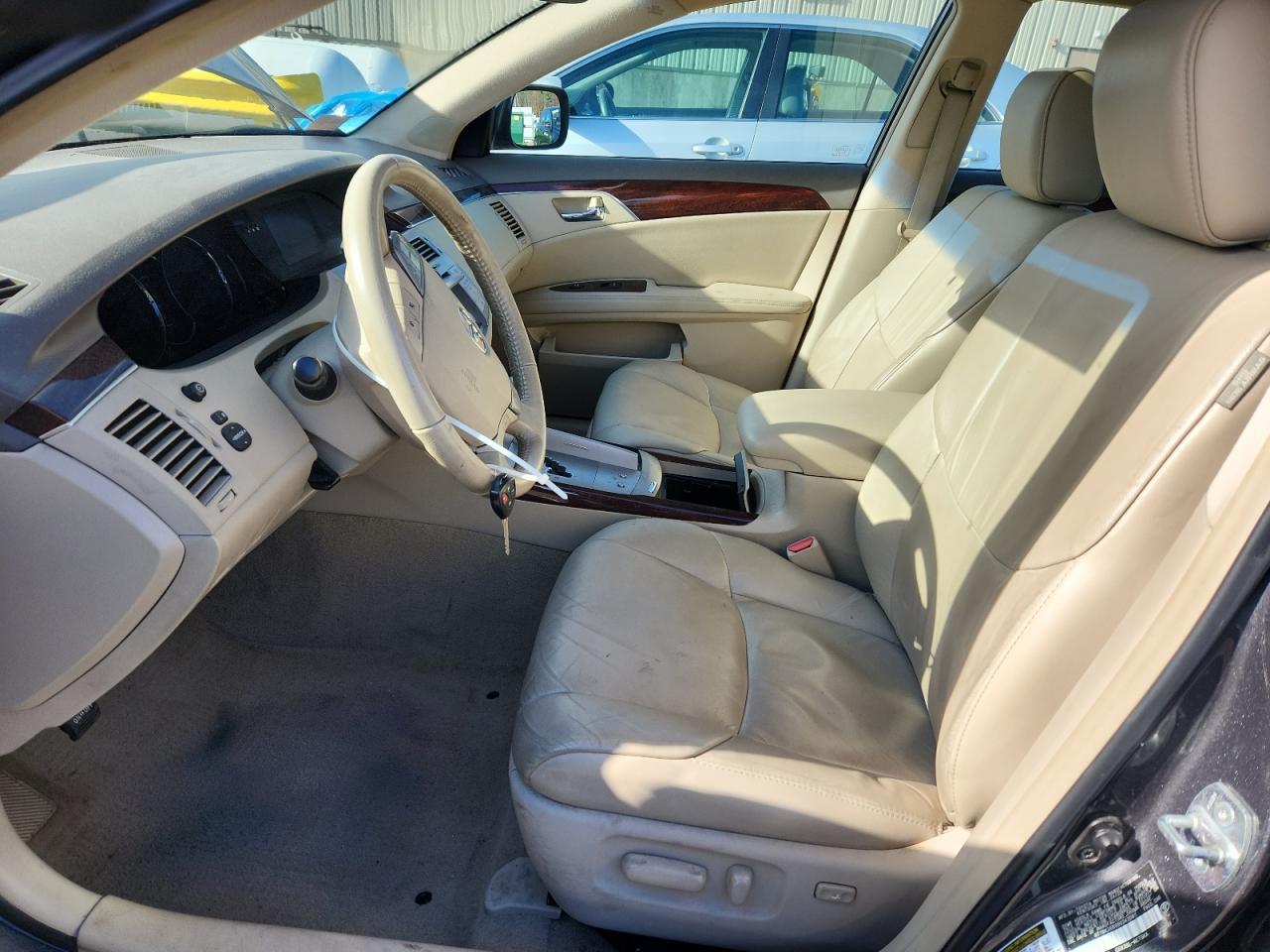 2009 TOYOTA Avalon