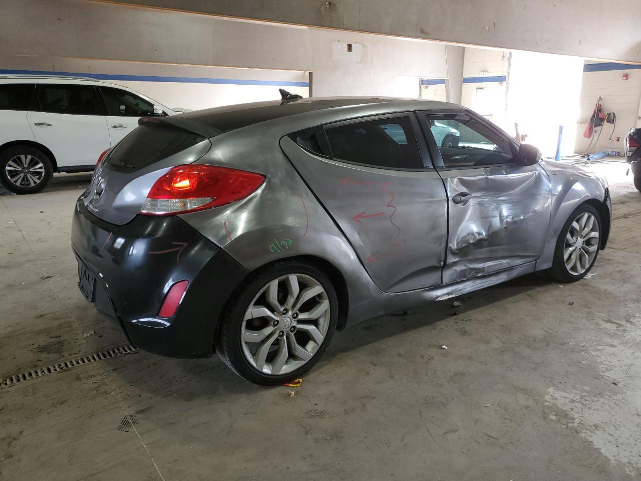 2013 HYUNDAI VELOSTER