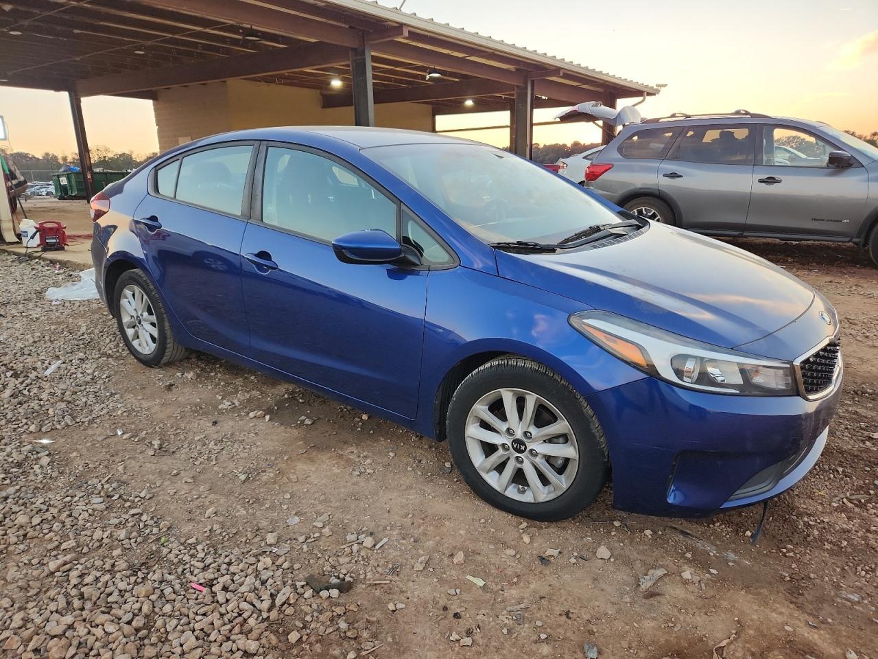 2017 KIA FORTE
