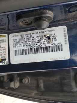 2004 PONTIAC VIBE