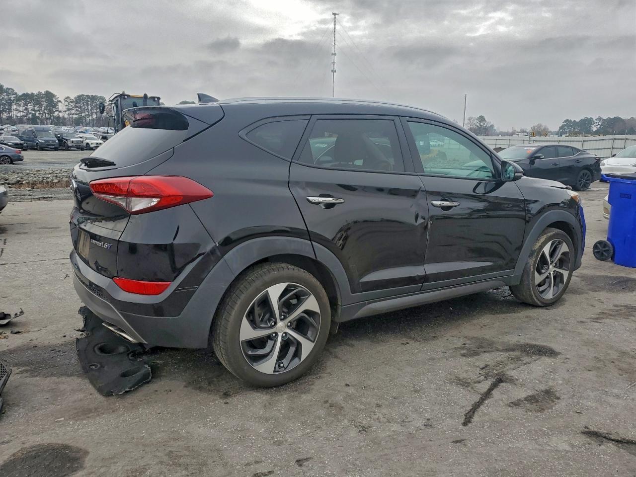 2016 HYUNDAI TUCSON